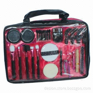 Manicure Set with Fashionable Design and PET Window